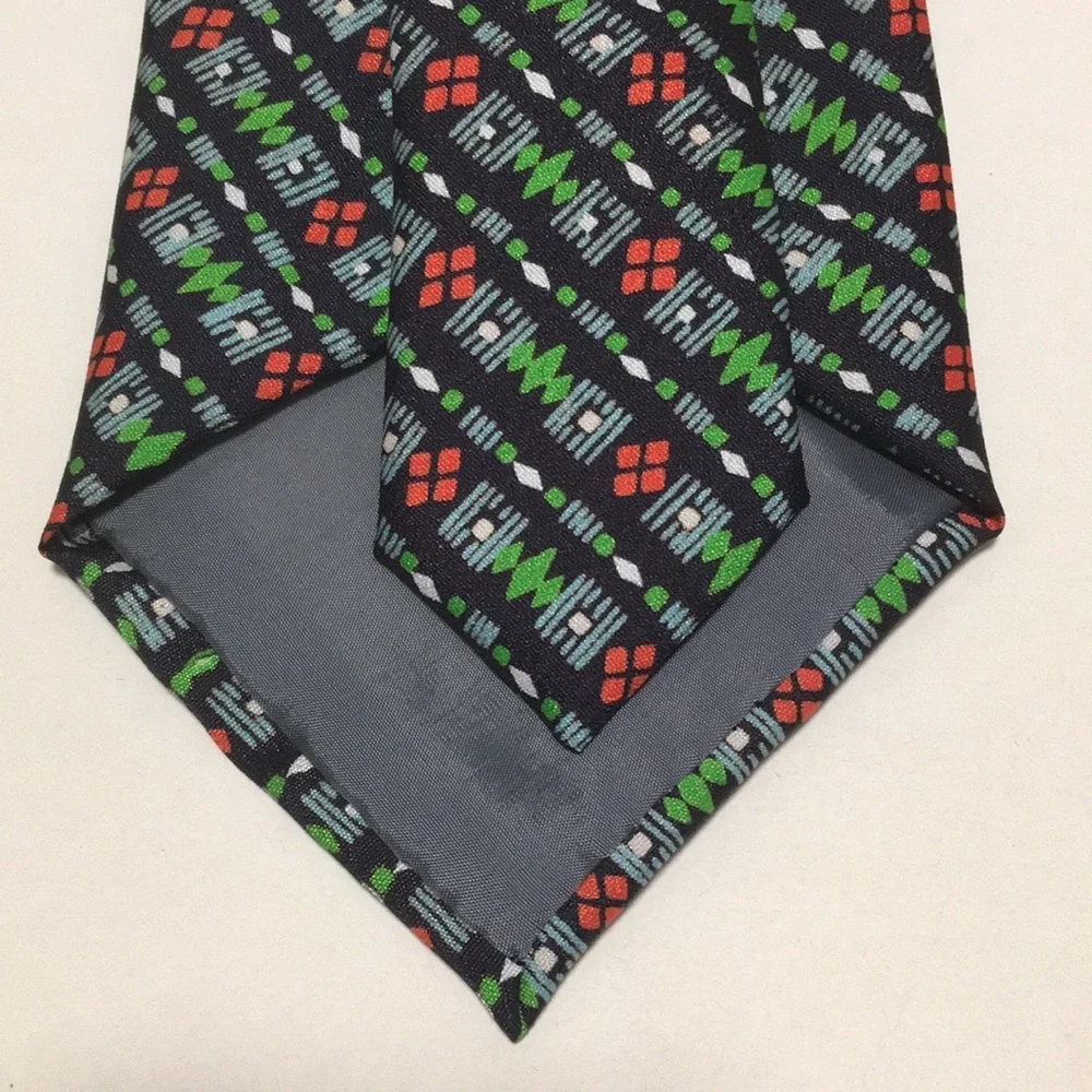 FINAL MARKDOWN Men’s Necktie